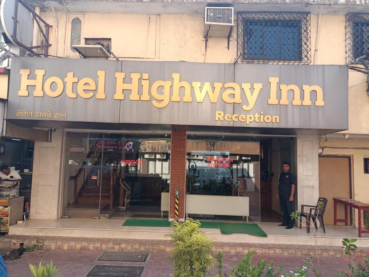Hotel Highway Inn Andheri East Мумбаи Экстерьер фото