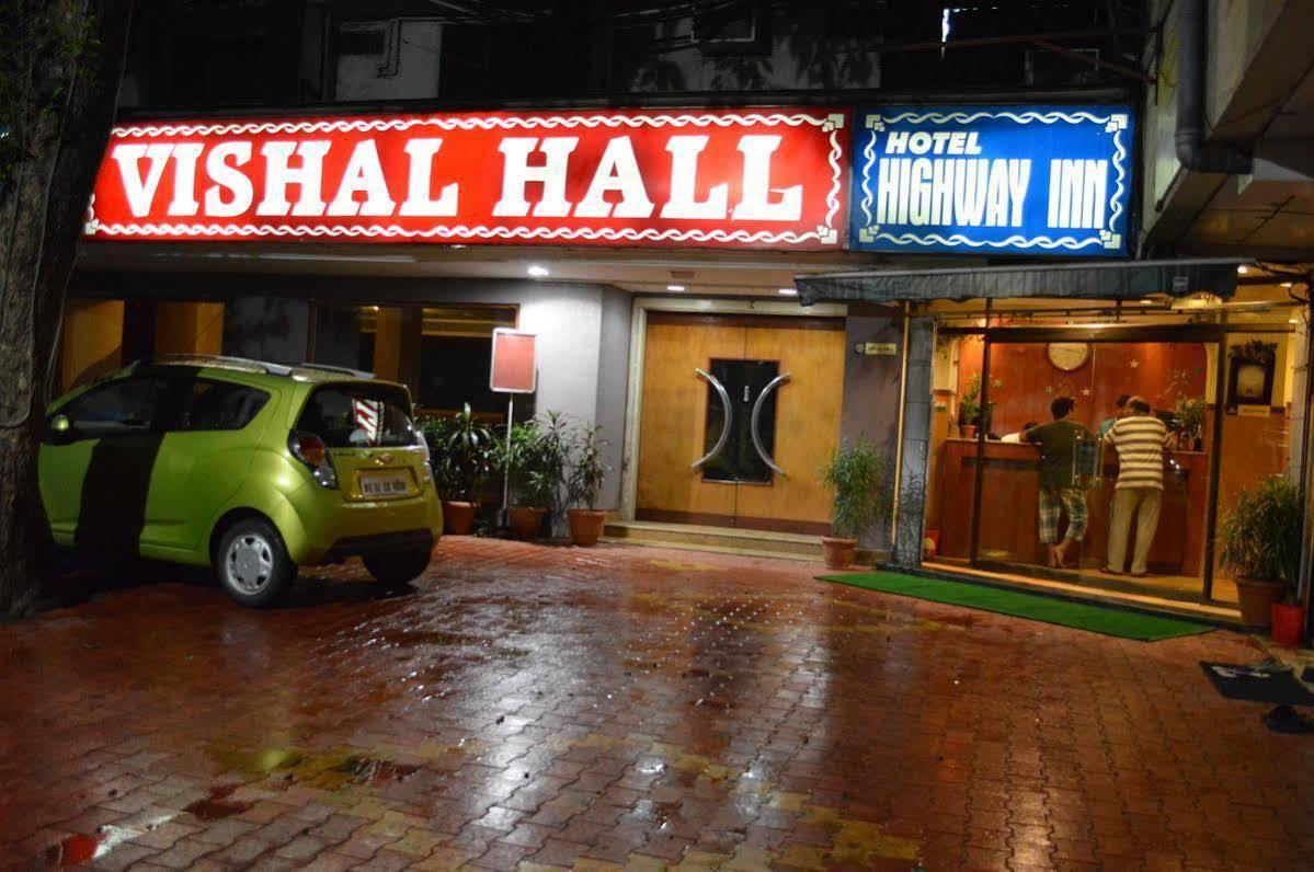 Hotel Highway Inn Andheri East Мумбаи Экстерьер фото